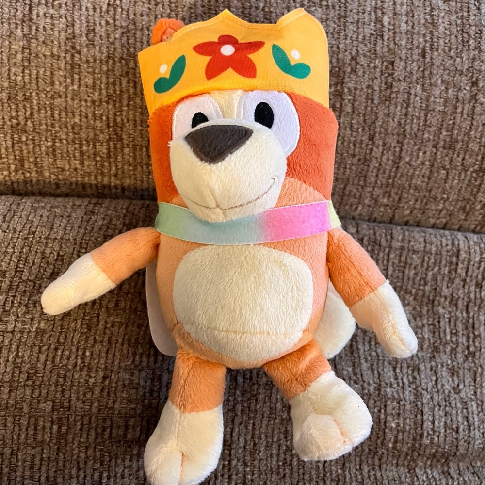 Bluey dress up princess queen crown cape plush Bingo